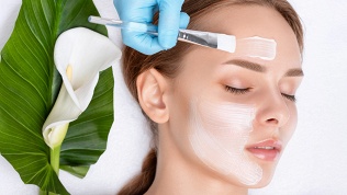 Чистка, SMAS-лифтинг или омоложение лица в салоне красоты «Время красоты»