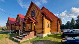 Отдых на берегу озера Селигер в гостевом доме «Константинова усадьба»