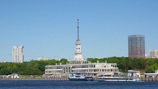 Билет на речную прогулку от Москва-Сити до Парка культуры от «Мосфлот»
