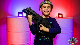 Игра в лазертаг или игра на VR-арене в клубе «Стреляндия»