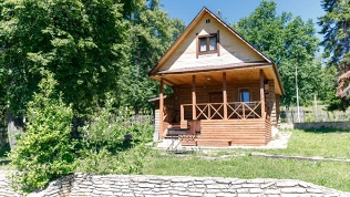 Отдых в гостевом доме с пользованием мангалом в центре «Красный ключ»