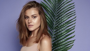 Стрижка, окрашивание и уход за волосами в салоне красоты Domino