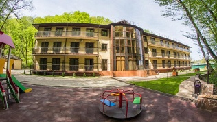 Отель «Лесная сказка»