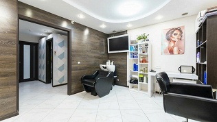 Уход за бровями и ресницами в салоне красоты «Счастье здесь»