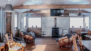 Проживание, баня и посещение зоопарка на базе отдыха «Усадьба Кузьмищево»