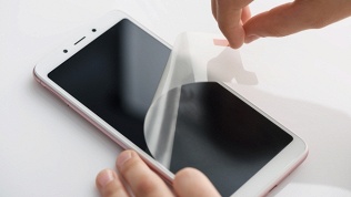 Защита техники гидрогелевым защитным покрытием в салоне связи МТС