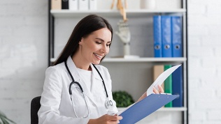 Флебологическое обследование с УЗИ или без в клинике «Велнес»