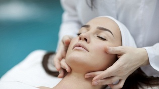 Чистка, пилинг лица у косметолога Анжелики Фоминой