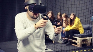 Игра в VR-шлеме