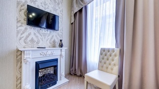 Guest Rooms on Marata