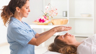 Сеансы биоэнергетического массажа в студии Biomassage