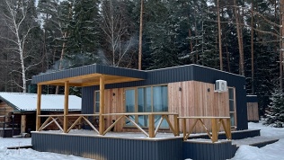 Новогодний уикенд для четверых в глэмпинге «Шестое чувство»