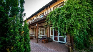 Отель Angel Hotel