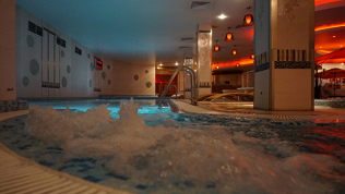 Целый день отдыха в акватермальном комплексе «Дзен»