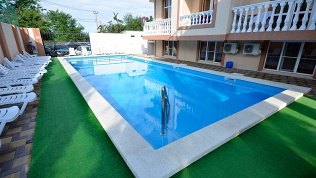 Отдых на берегу моря с посещением бассейна в отеле «Невский»