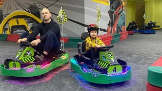 Заезды на семейных дрифт-картах в картинге «Форсаж»