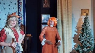 Билет на новогоднюю сказку «Дед Мороз меняет профессию» от театра «Олимпик»