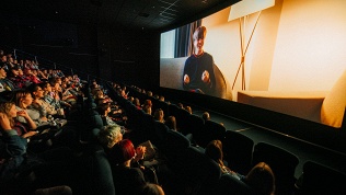 2 билета на киносеанс c попкорном в кинотеатре «А113»