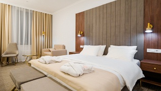 Проживание в отеле Grand More Boutique Hotel