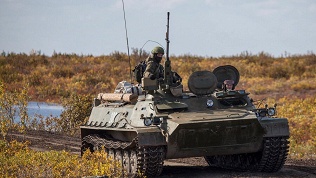 Воскресные катания на бронетранспорте МТ-ЛБ от «Армейского полигона»