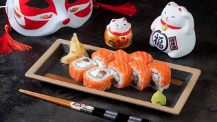 Всё меню и напитки в двух ресторанах японской кухни «Ниппон»