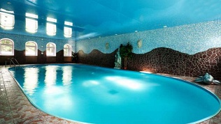 Отдых с посещением бассейна в арт-отеле «Пушкино» 3*