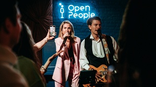 Всё меню и напитки в интерактивном гастробаре Open People