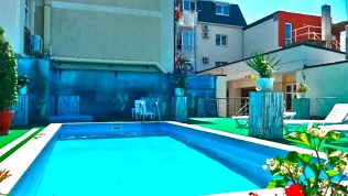 Отдых у моря с питанием и посещением бассейна в гостевом доме «Дивный»