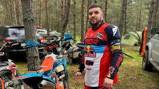 Прогулка на мотоцикле с инструктором от компании SportZone