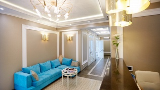 Комплексная чистка зубов по системе AirFlow в клинике «Симфония улыбки»