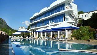 Отдых на берегу Черного моря с питанием в отеле Majestic