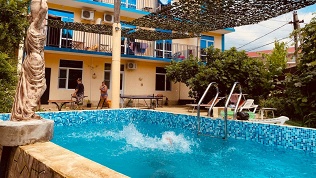 Отдых в Сочи на берегу Черного моря в гостевом доме «Уютная лагуна»