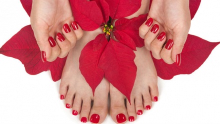 

Маникюр и педикюр с покрытием в салоне красоты BeautyChiki