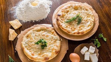 

Сеты из пиццы или осетинских пирогов от пекарни «Вкус Осетии»