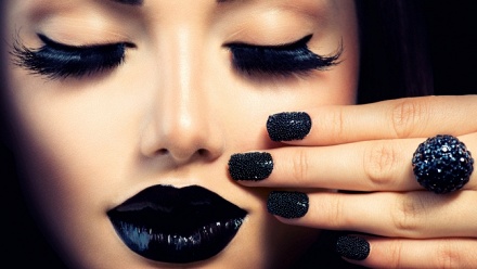 

Женский или мужской маникюр и педикюр на выбор в сети студий City Nails