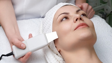 

Чистка, пилинг или омоложение лица в клинике ASmed Beauty Clinique