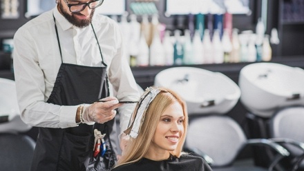 

Стрижка, укладка или окрашивание волос в салоне Love Love Salon Patriarchye