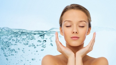 

Процедуры по уходу за лицом, шеей и зоной декольте в студии Beauty Studio