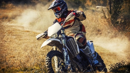 

Заезды на кроссовом питбайке по маршруту на выбор от компании Pitbaik Moto