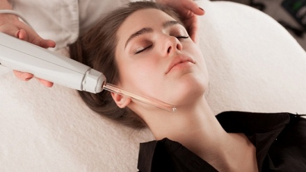 

Уход за лицом в салоне красоты Beauty Salon Kamila
