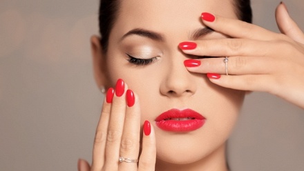 

Маникюр и педикюр в салоне Bigudi Beauty Bar