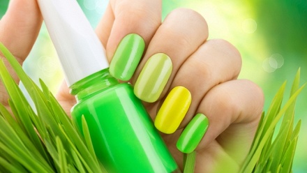 

Маникюр и педикюр с покрытием ногтей в студии маникюра Mix Nail’s & Beauty