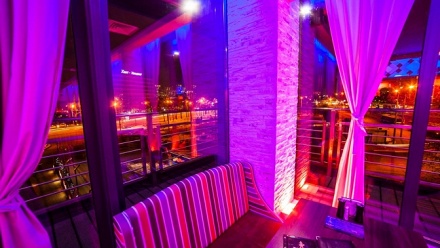 

Всё меню и напитки в кафе Square Bar Kalyan за полцены