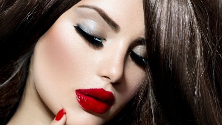 

Наращивание ресниц, оформление бровей в салоне HH Beauty School