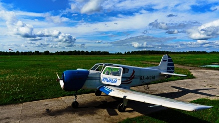 

Мастер-класс по пилотированию и полет на самолете от аэроклуба Fly-zone