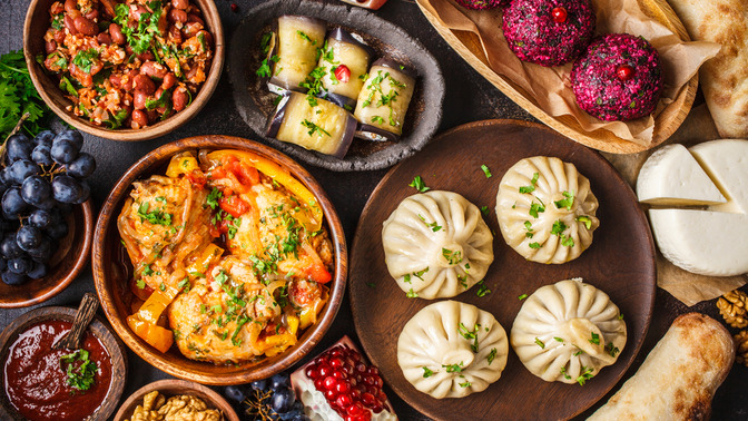 Меню и напитки в доме грузинского вина «Чачечная»