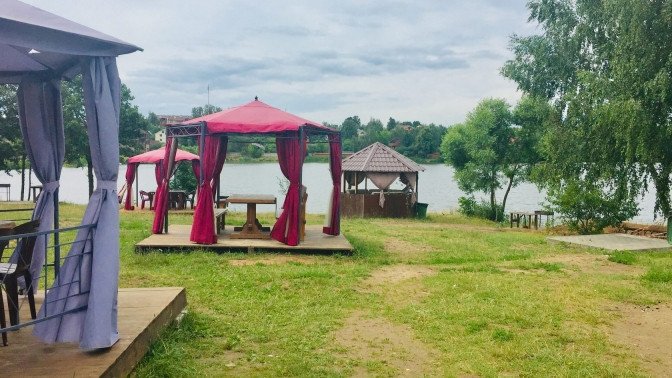 Аренда берега. Спасский берег, село Булатниково. Спасский берег в Булатниково. Спасский берег Видное. Булатниково беседки.