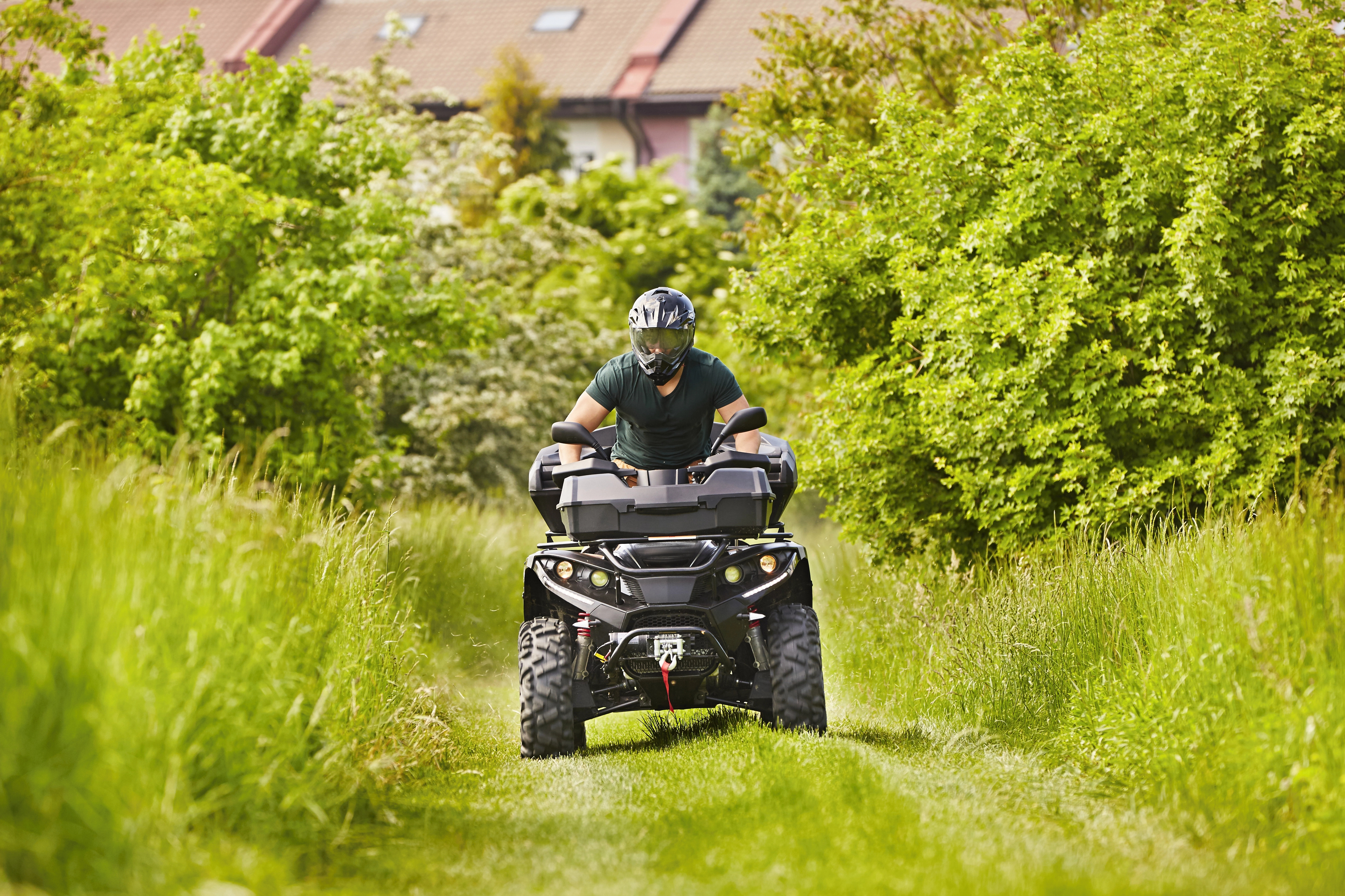 Катание на квадроцикле по